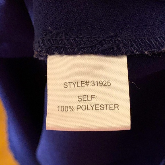 SKIES ARE BLUE Haldis Roll tab Blouse top Navy purple size Medium - Picture 4 of 6